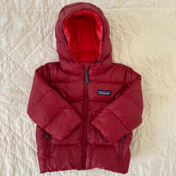 Patagonia Hi-Loft Down Puffer (12-18 months) - Picture 2 of 6